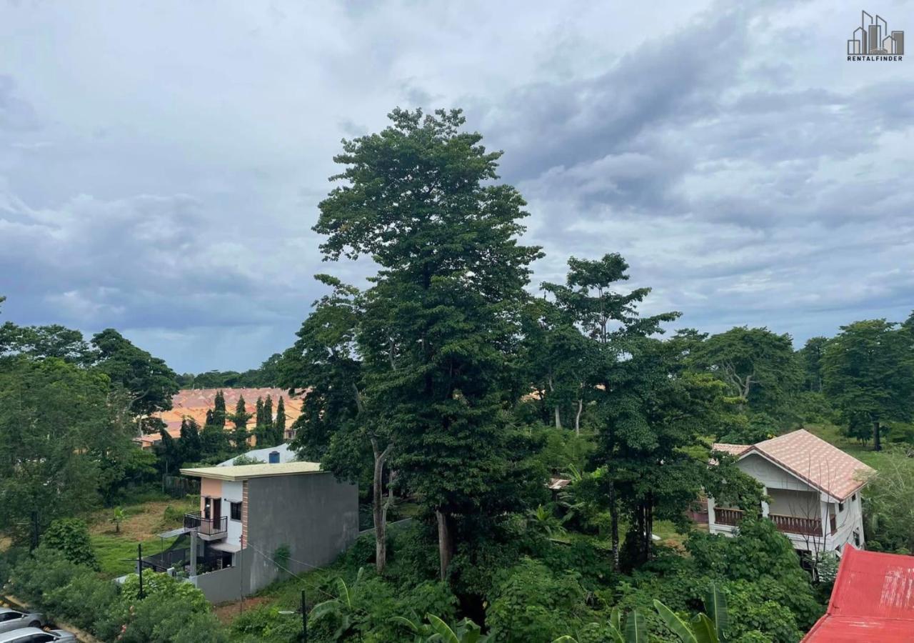 Palawan Modern Living In A Thoughtfully Designed Staycation Near Airport - B1 5Kunzite بويرتو برينسيسا المظهر الخارجي الصورة